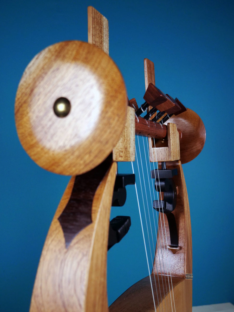 Kithara (Cithara) of the Golden Age with cedarwood soundboard, Luthieros Instruments, Koumartzis Familia, luthieros.com