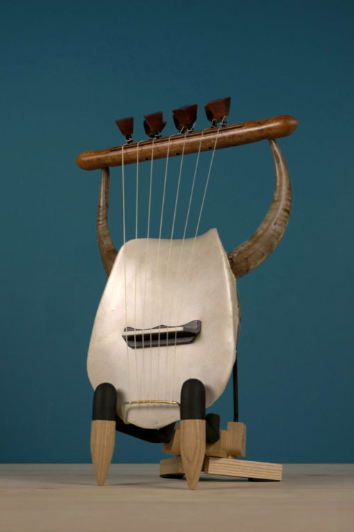 LUTHIEROS Lyre of Pan - 7 or 9 strings - Koumartzis Family - www.luthieros.com