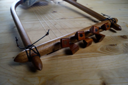 The Lyre of Hermes (7 or 9 strings) – Ancient Greek Chelys Lyre – Koumartzis Familia – luthieros.com