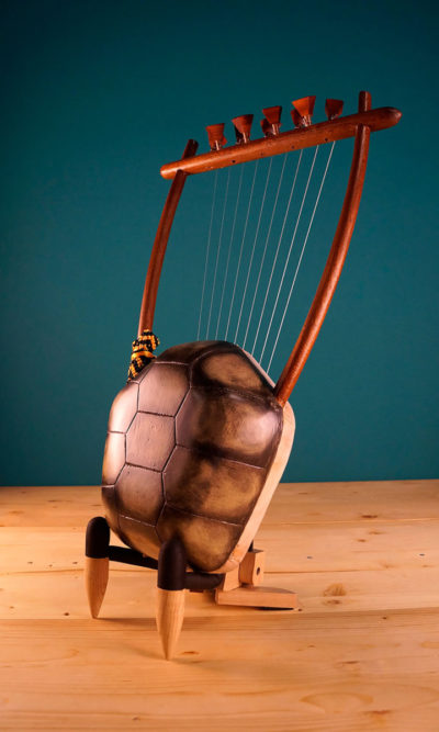The Lyre of Orpheus – Ancient Greek Lyre (Chelys – 11 or 13 strings) – Top Quality HandCrafted Musical Instrument - Koumartzis familia - www.luthieros.com