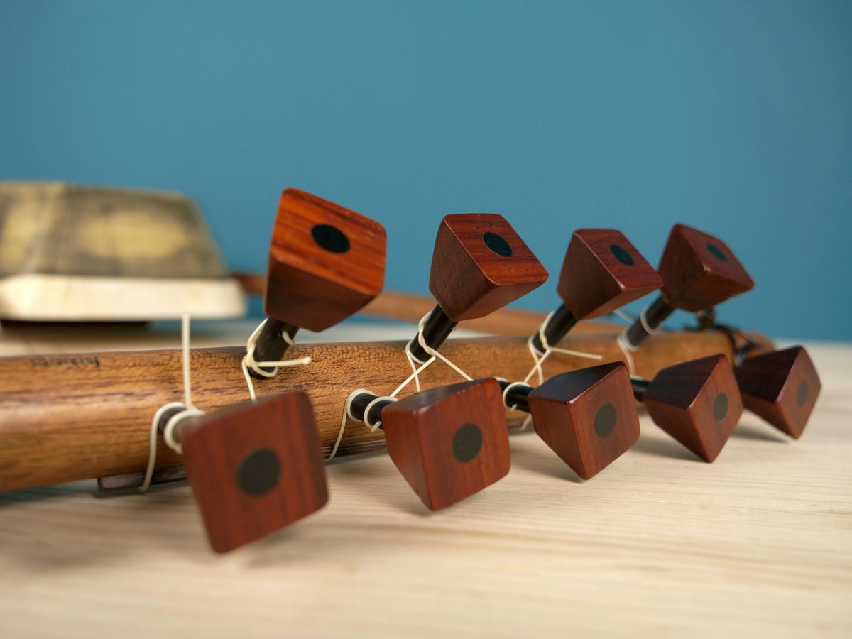 The Lyre of Orpheus – Ancient Greek Lyre (Chelys – 11 or 13 strings) – Top Quality HandCrafted Musical Instrument - Koumartzis familia - www.luthieros.com