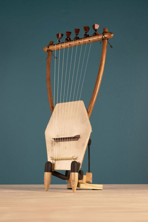 The Lyre of Orpheus – Ancient Greek Lyre (Chelys – 11 or 13 strings) – Top Quality HandCrafted Musical Instrument - Koumartzis familia - www.luthieros.com