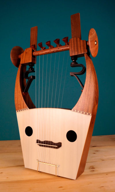 Kithara (Cithara) of the Golden Age, Luthieros Instruments, Koumartzis Familia, luthieros.com
