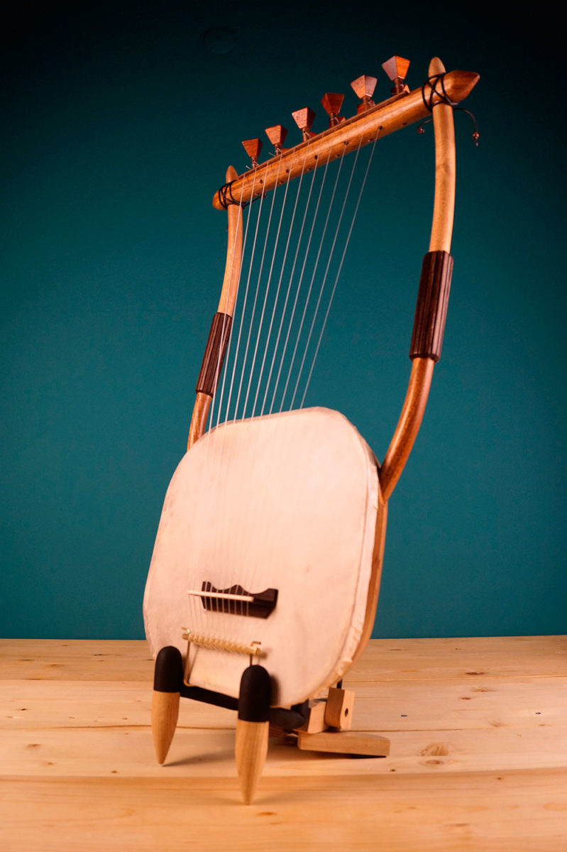 Lyre of Olympus (11 or 13 strings) - ancient Greek lyre