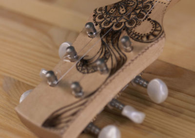 Baglamas (decorated with fire) | Collector’s Edition | Handmade  Greek Traditional String Instruments | Μπαγλαμάς, πυρογραφημένος | Συλλεκτική Έκδοση | χειροποίητο μουσικό όργανο | www.luthieros.com | Koumartzis family | Οικογένεια Κουμαρτζή