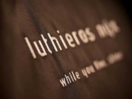 NYX | LUTHIEROS Gigbag for ancient lyre, kithara, phorminx and barbiton | Water-dust resistant | Extra padding | www.luthieros.com | Koumartzis familia
