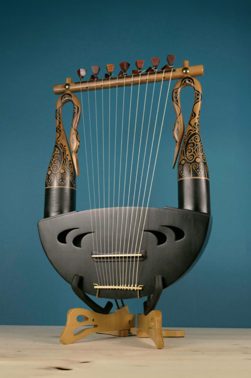 Lyre of Sarcophagus, Lyre of Hagia Triada, Nestor Palace, Pylos, LUTHIEROS Instruments, Koumartzis Familia, luthieros.com