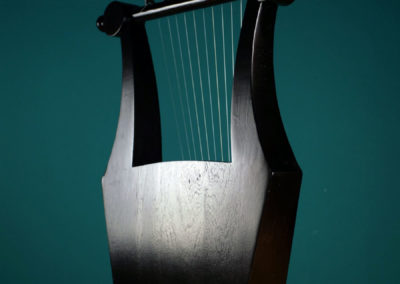 Roman Kithara of Pluto – Ancient Greek * Roman Kithara (11 strings) – luthieros.com - Top Quality HandCrafted Instrument - design by Giorgio Sancristoforo