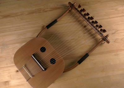 Lyre of Olympus with Built-in Pickup – Professional lyre - www.luthieros.com - Top Quality HandCrafted Instrument - Koumartzis family