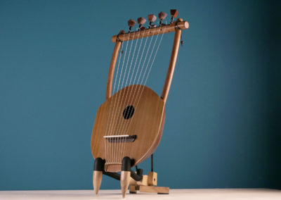 Traveler's Lyre or Odysseus' Lyre - 9 strings - wooden soundboard - compact size - the LUTHIEROS team - by the Koumartzis family